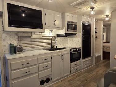 2014 Thor Motor Coach Freedom Elite 31L