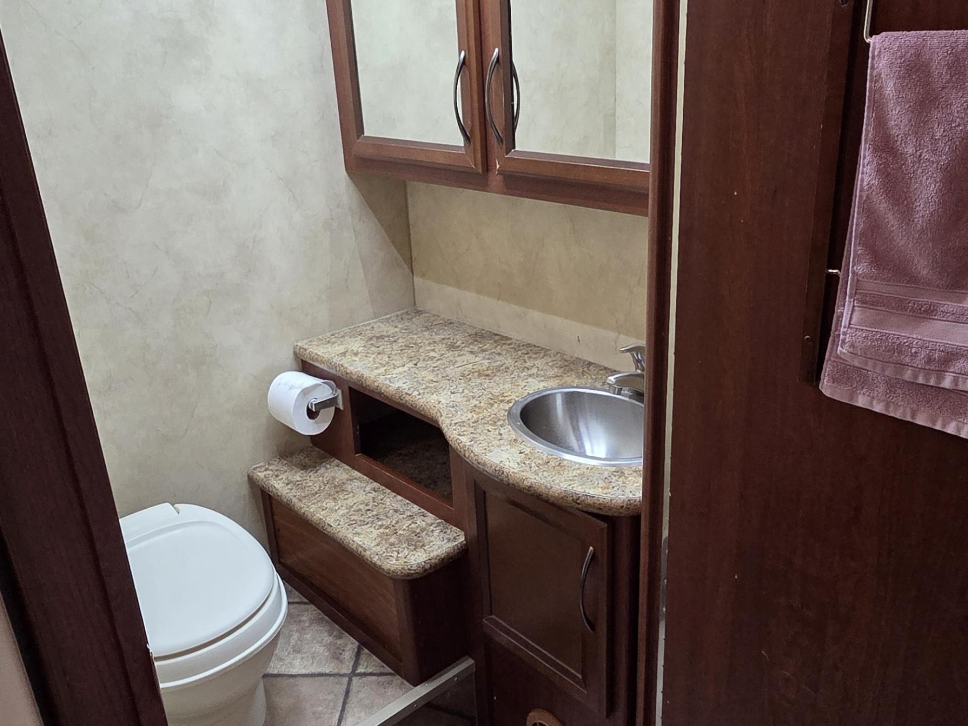 2014 Thor Motor Coach Freedom Elite 31L
