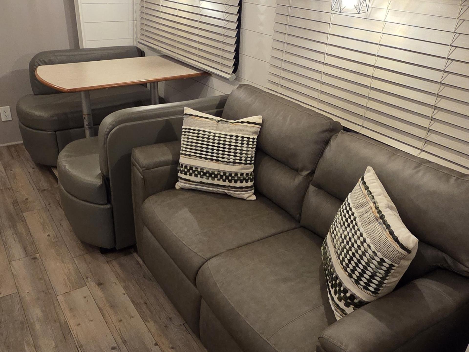 2014 Thor Motor Coach Freedom Elite 31L