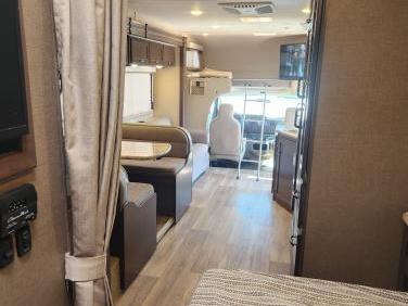 2019 Thor Motor Coach Freedom Elite 28fe