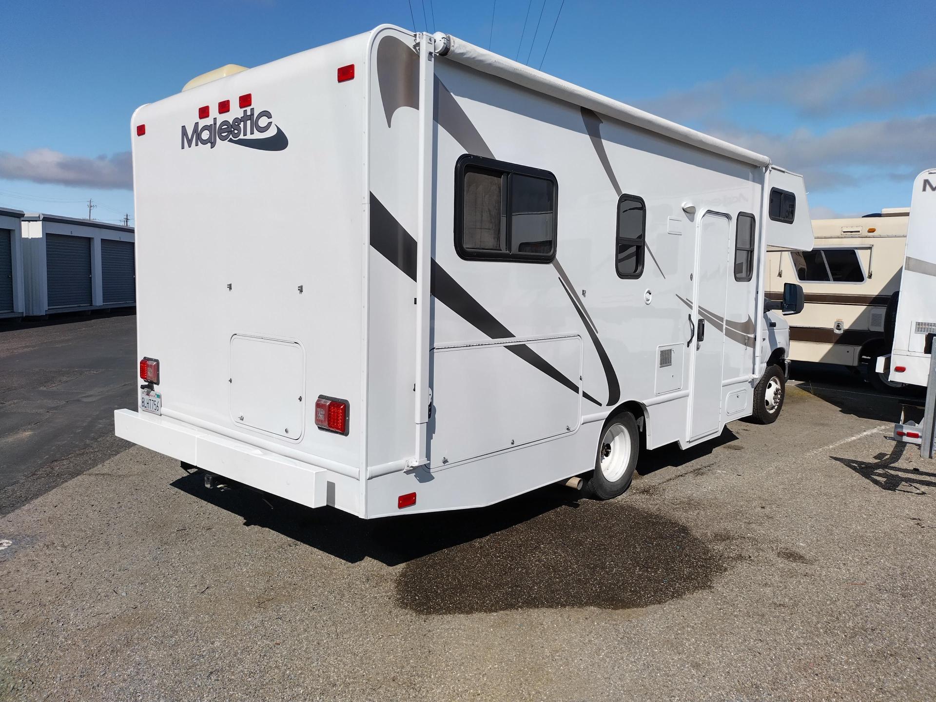 2015 THOR MOTOR COACH MAJESTIC 23A