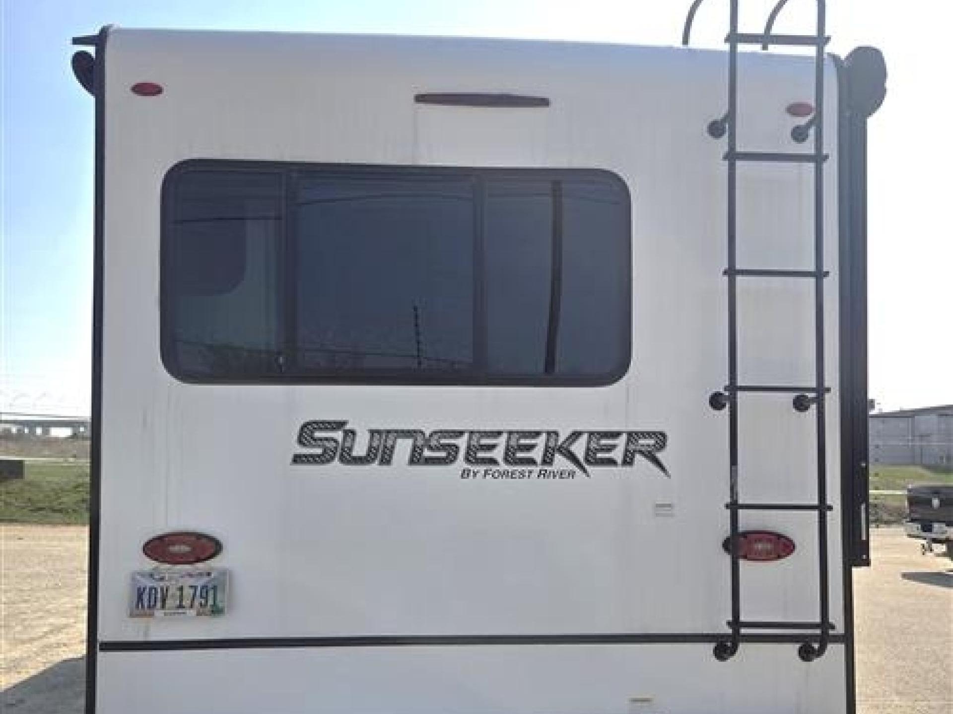 2022 Forest River Sunseeker 2860dsc