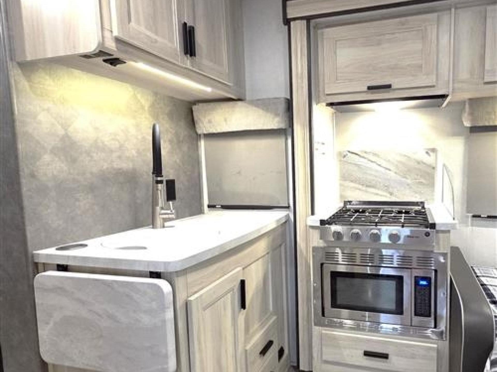 2022 Forest River Sunseeker 2860dsc