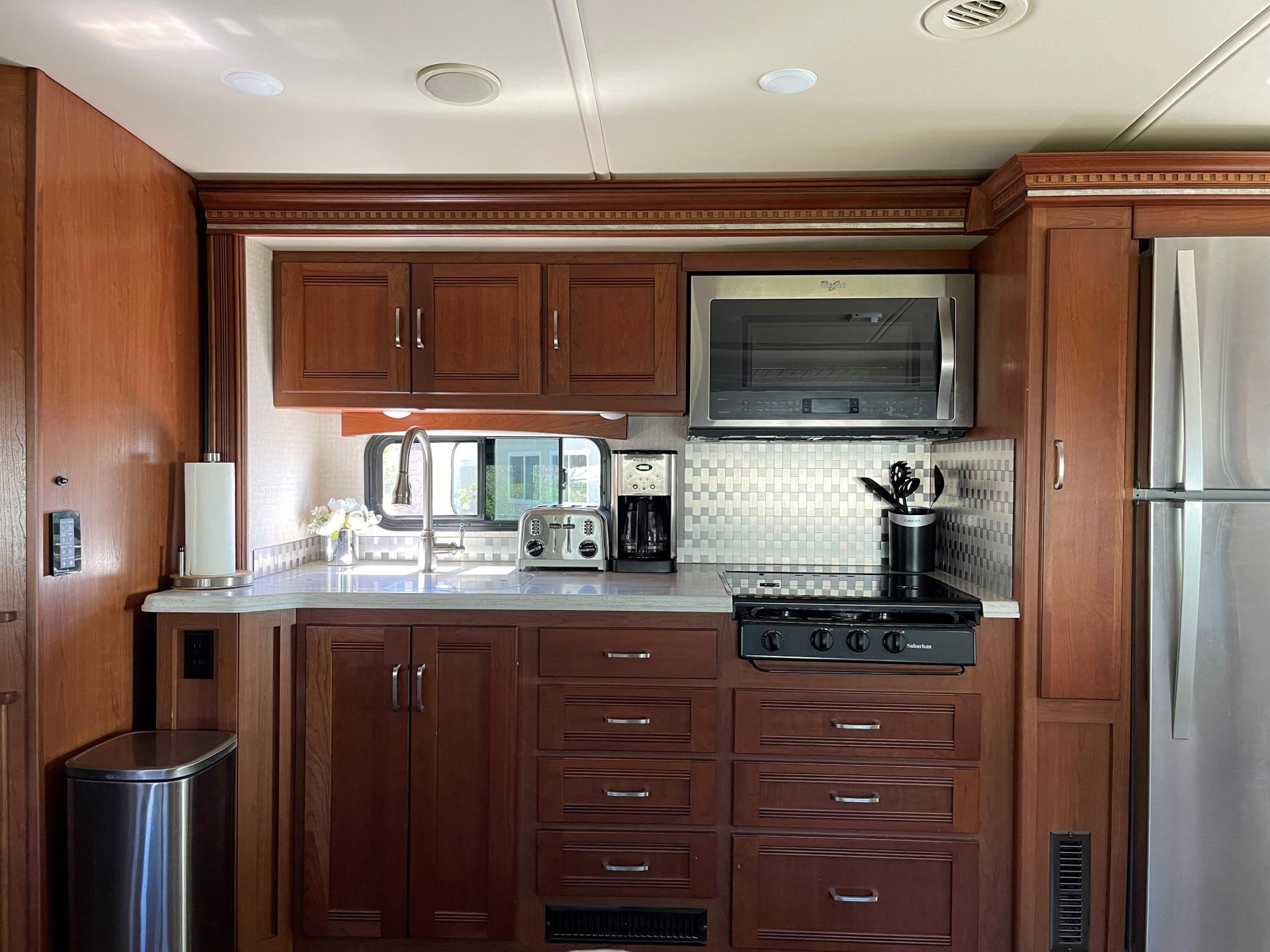 2017 Winnebago Forza 38w