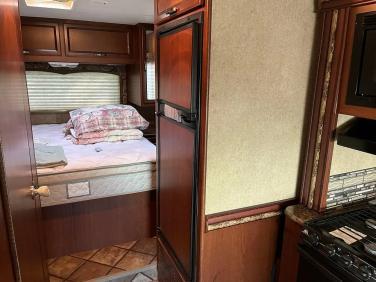 2015 Thor Motor Coach Four Winds 28z
