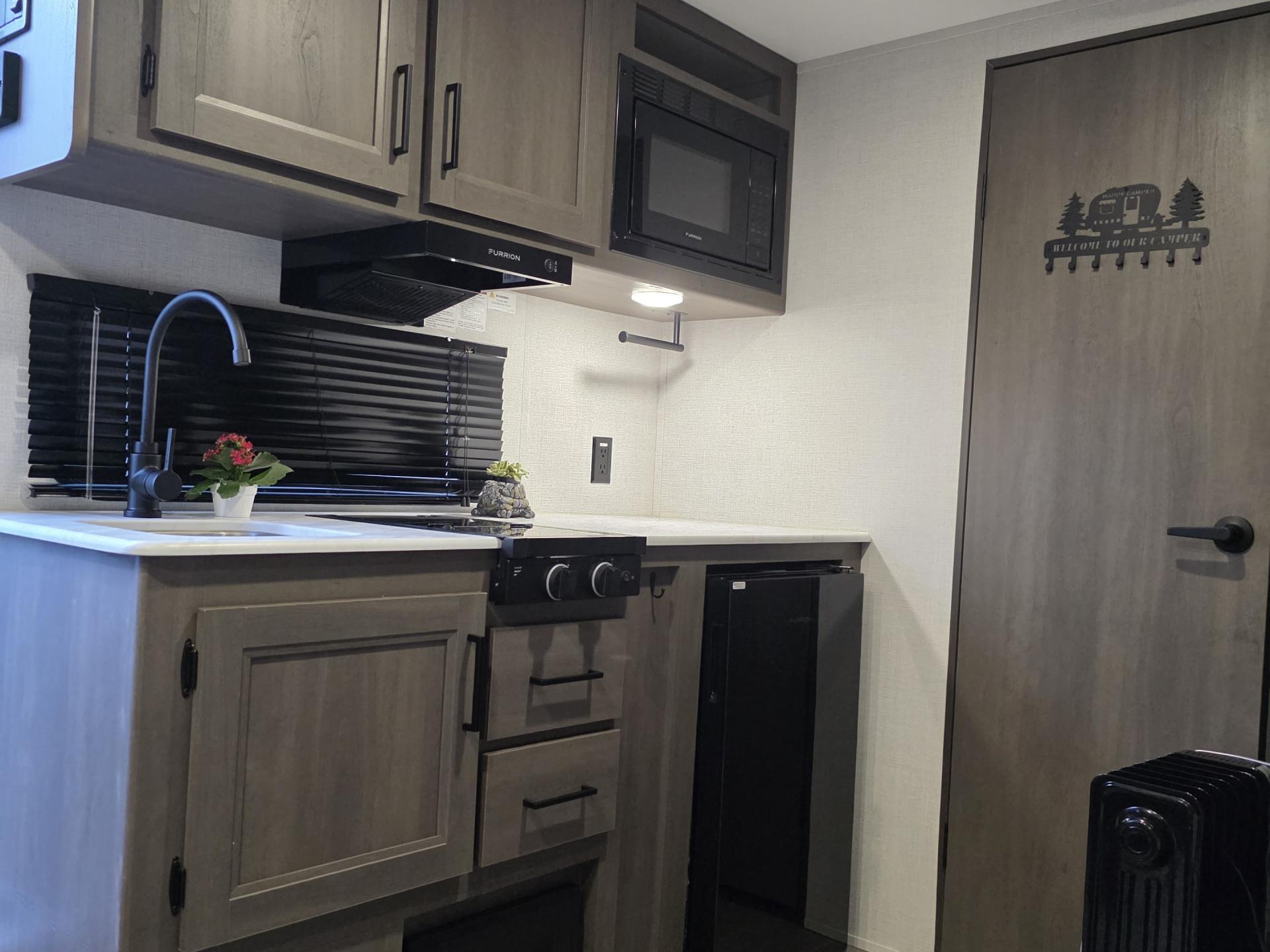 2025 Grand Design Transcend One 151bh