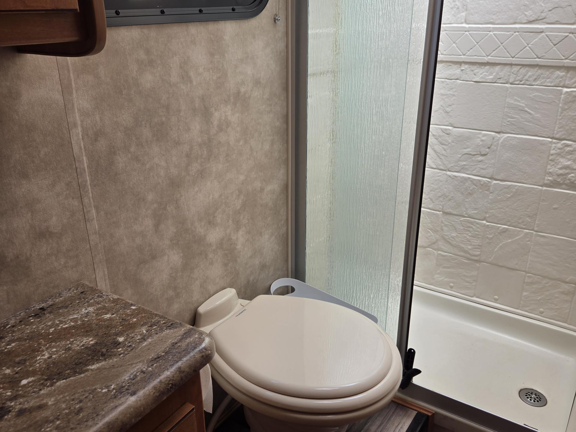2017 Nexus RV Viper 25v