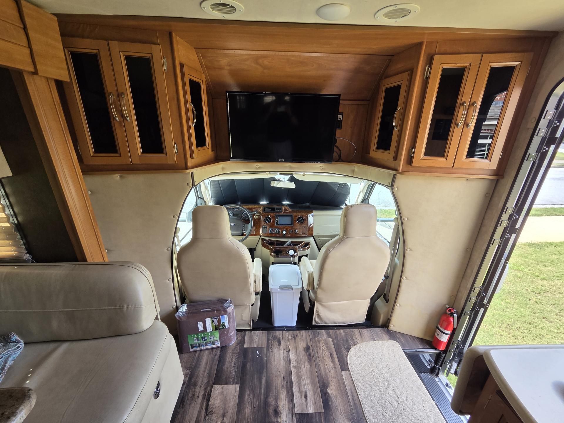 2017 Nexus RV Viper 25v