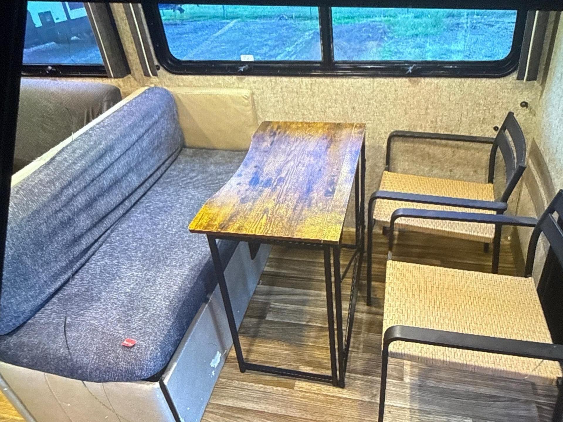 2019 Thor Motor Coach Miramar 37.1