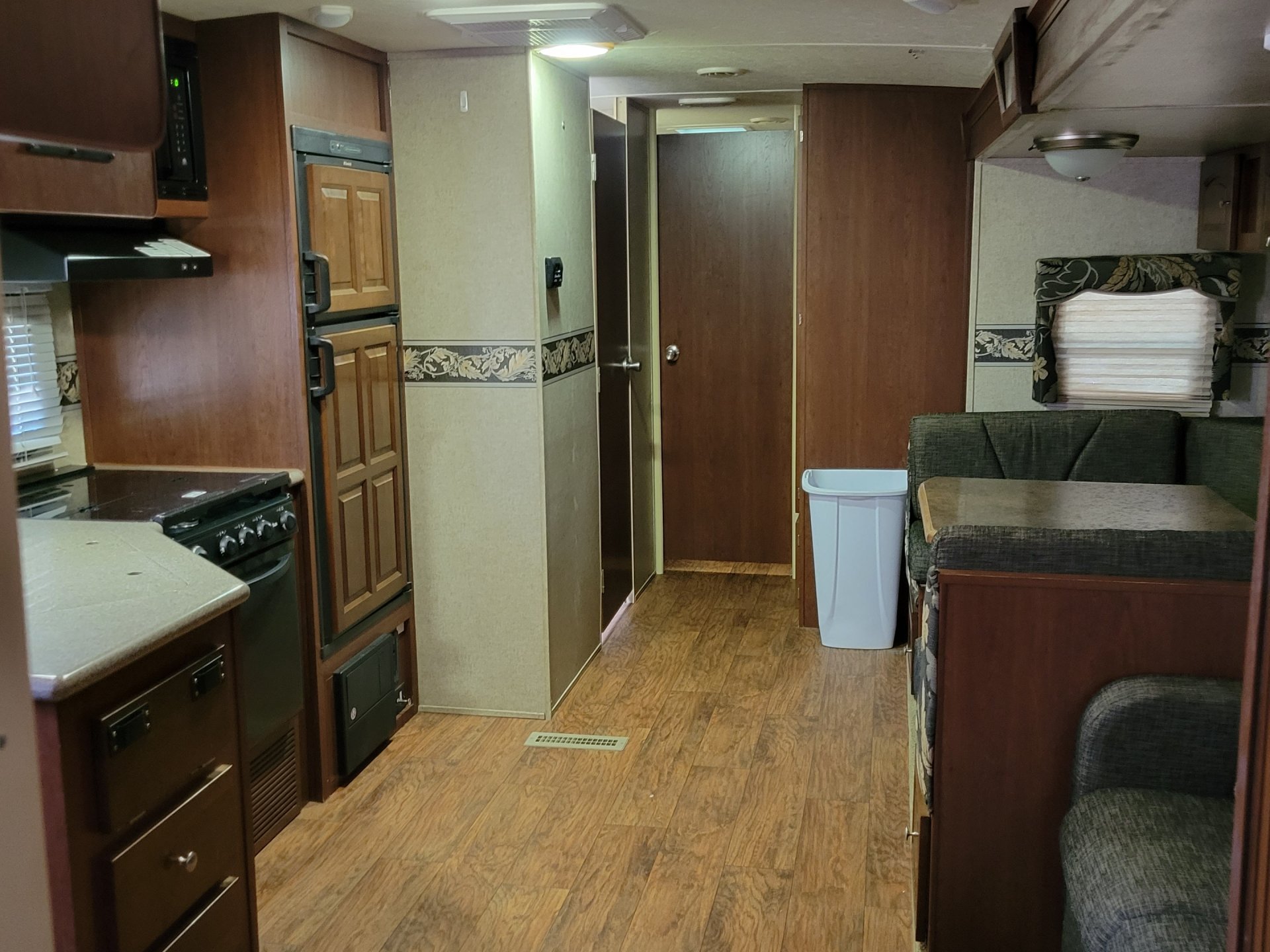 2015 FOREST RIVER ROCKWOOD ULTRA LITE 2905SS