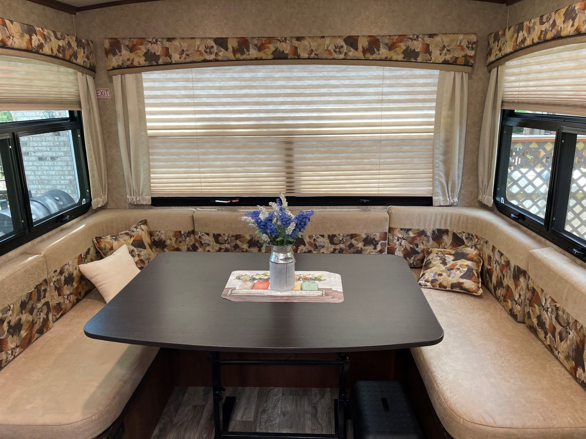 2017 JAYCO WHITE HAWK 30RDS