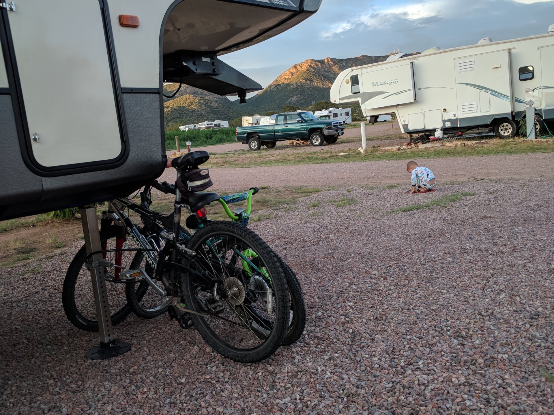 2018 CROSSROADS VOLANTE 3801MD