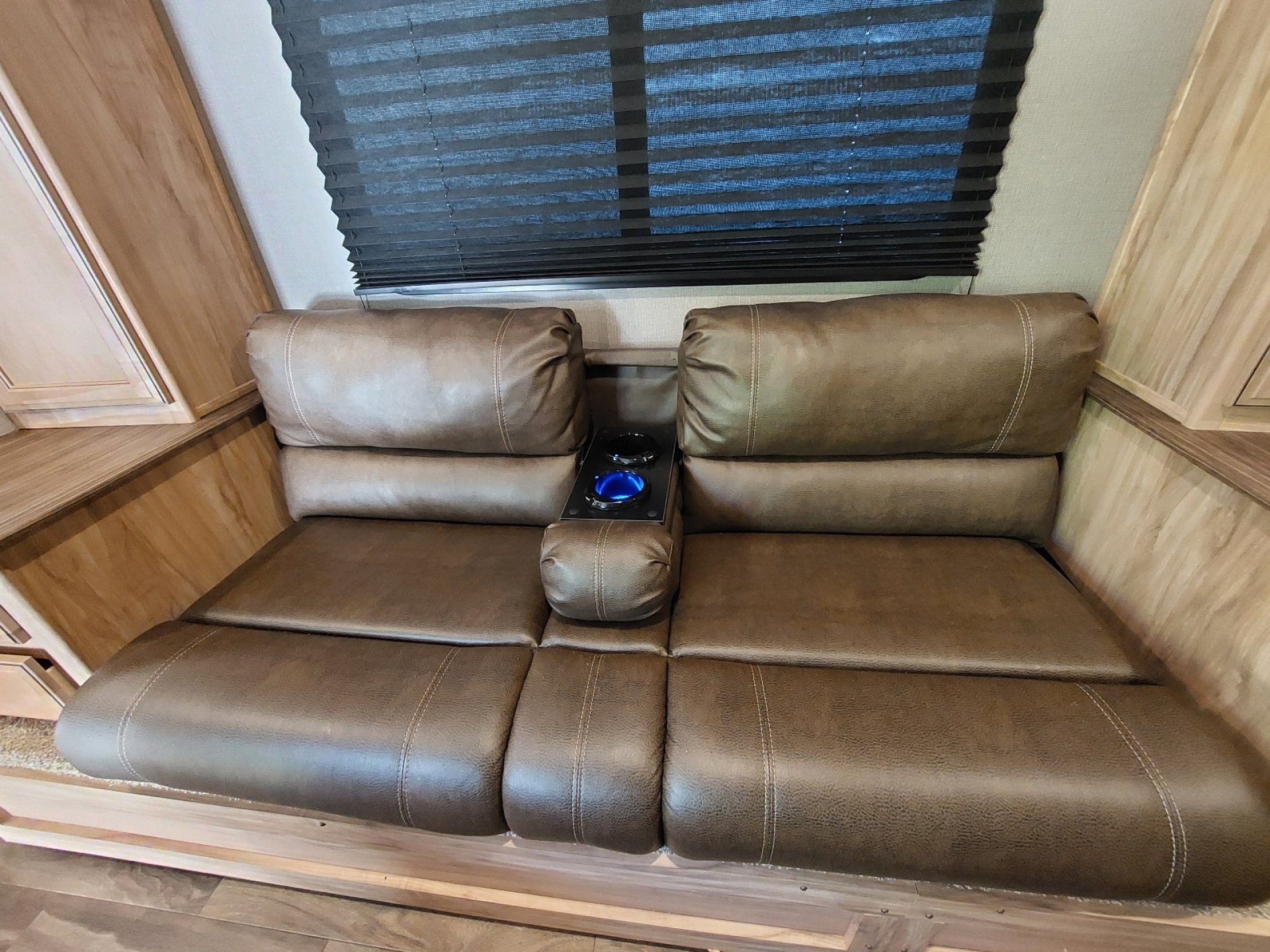 2019 COACHMEN  Freedom Express  246 RKS 