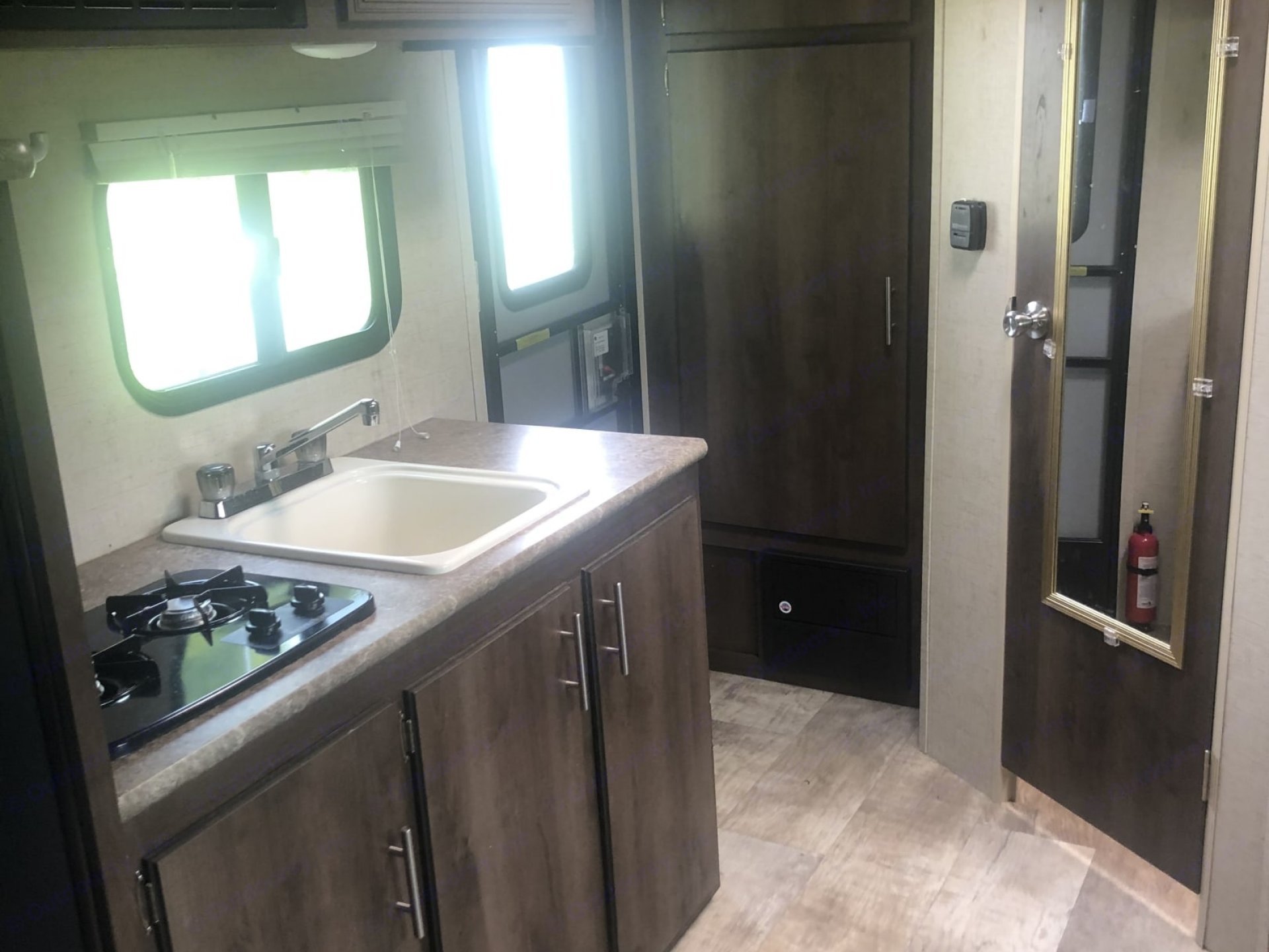 2018 KZ RV SPORTSMEN 151 RB