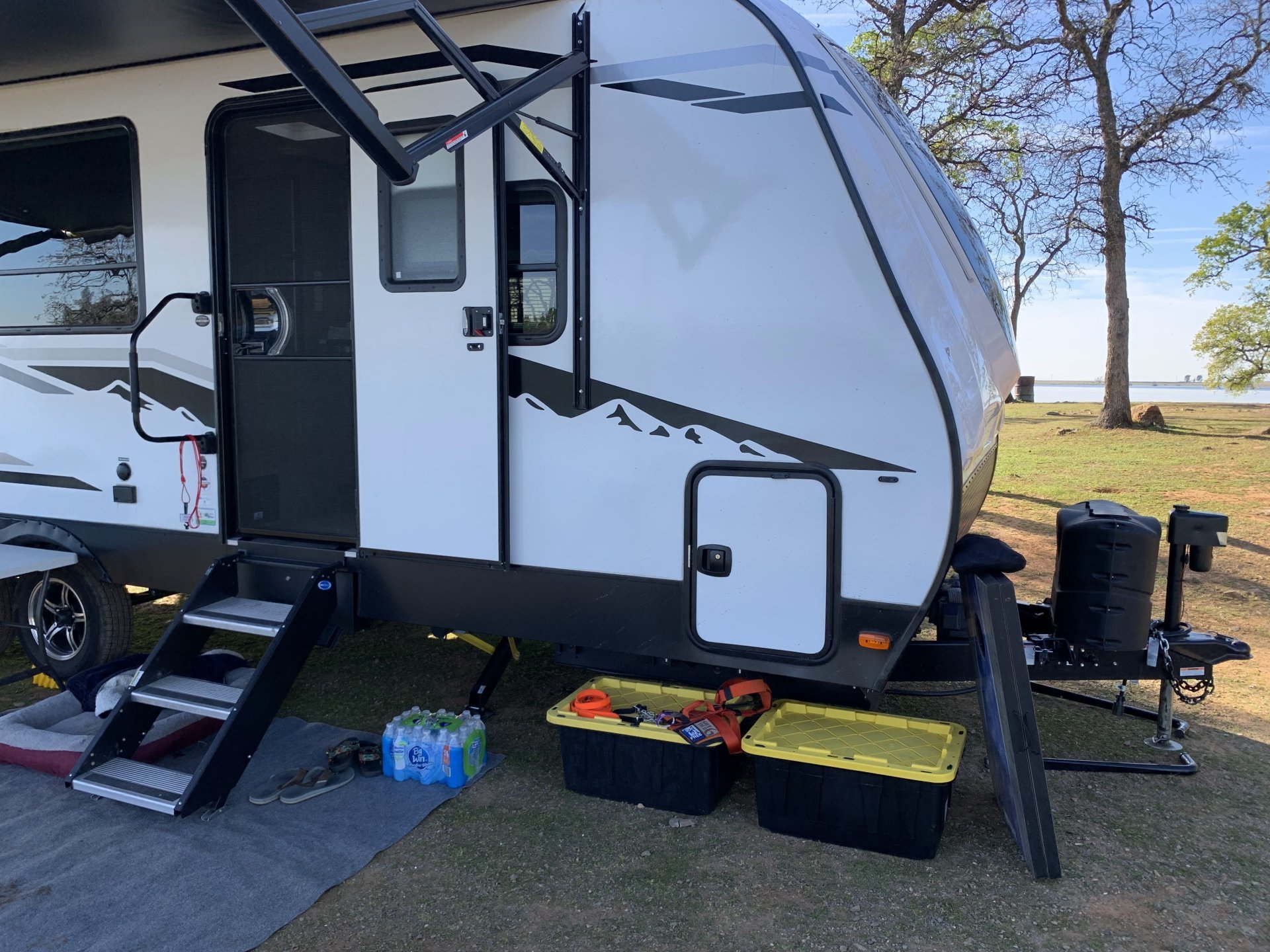 2021 Alta Trailer EastToWest Alt2100MBH-W