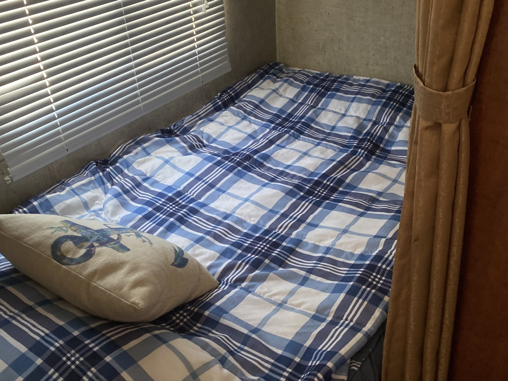 2012 Forest River WILDWOOD X-LITE 261BHXL
