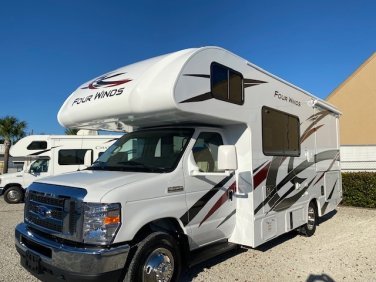 2022 FOREST RIVER Four Winds 22B