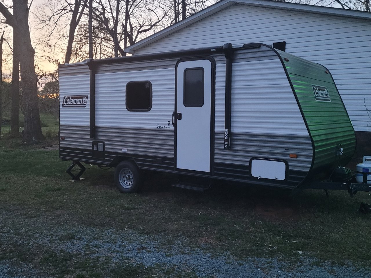 2022 DUTCHMEN COLEMAN LANTERN LT Coleman lantern lt