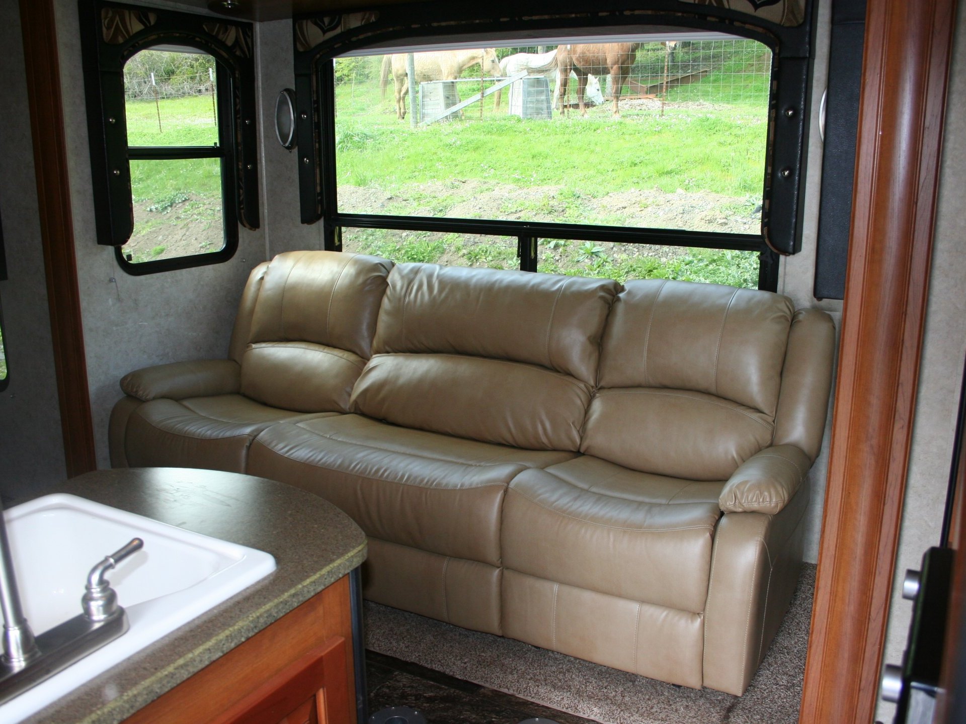 2012 KEYSTONE FUZION 300
