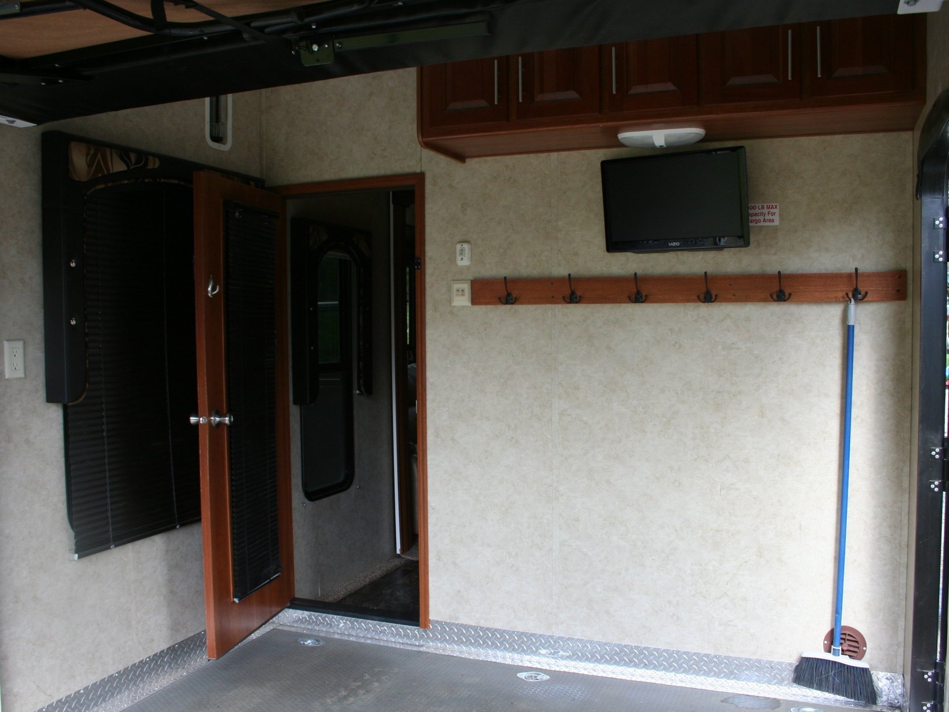 2012 KEYSTONE FUZION 300