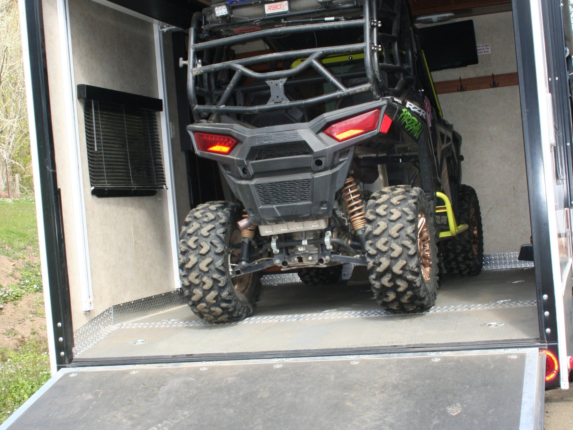 2012 KEYSTONE FUZION 300