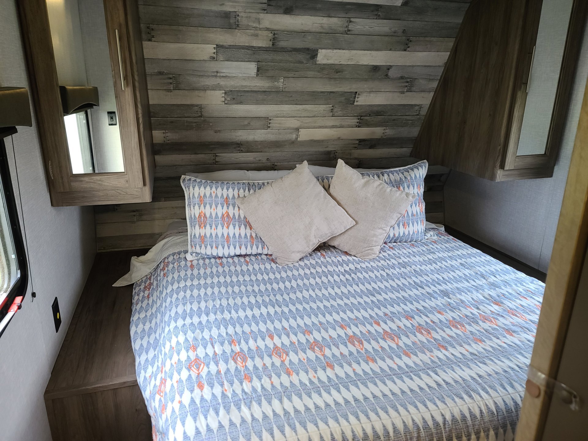 2022 CROSSROADS ZINGER 280BH