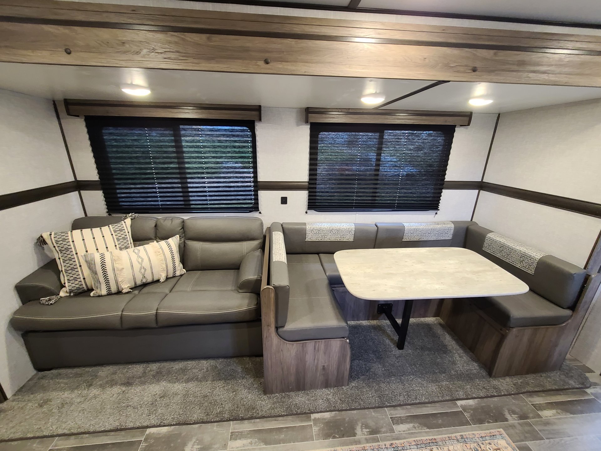 2022 CROSSROADS ZINGER 280BH