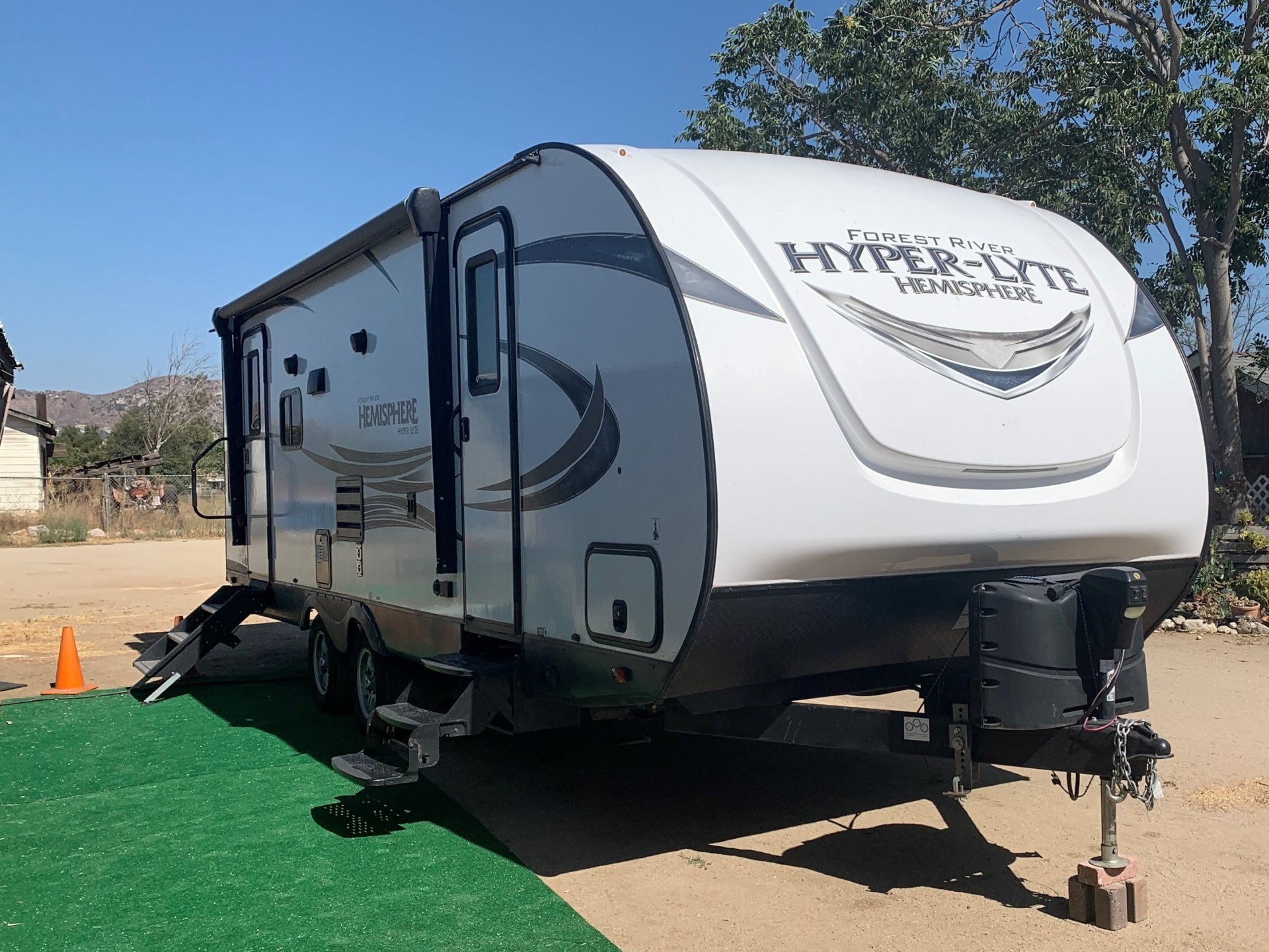 2018 FOREST RIVER SALEM  26RLHL