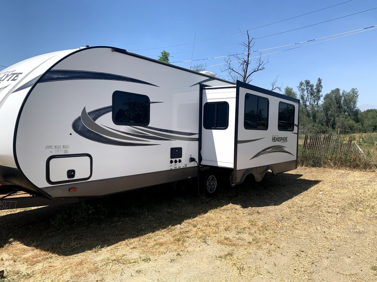2018 FOREST RIVER SALEM  26RLHL