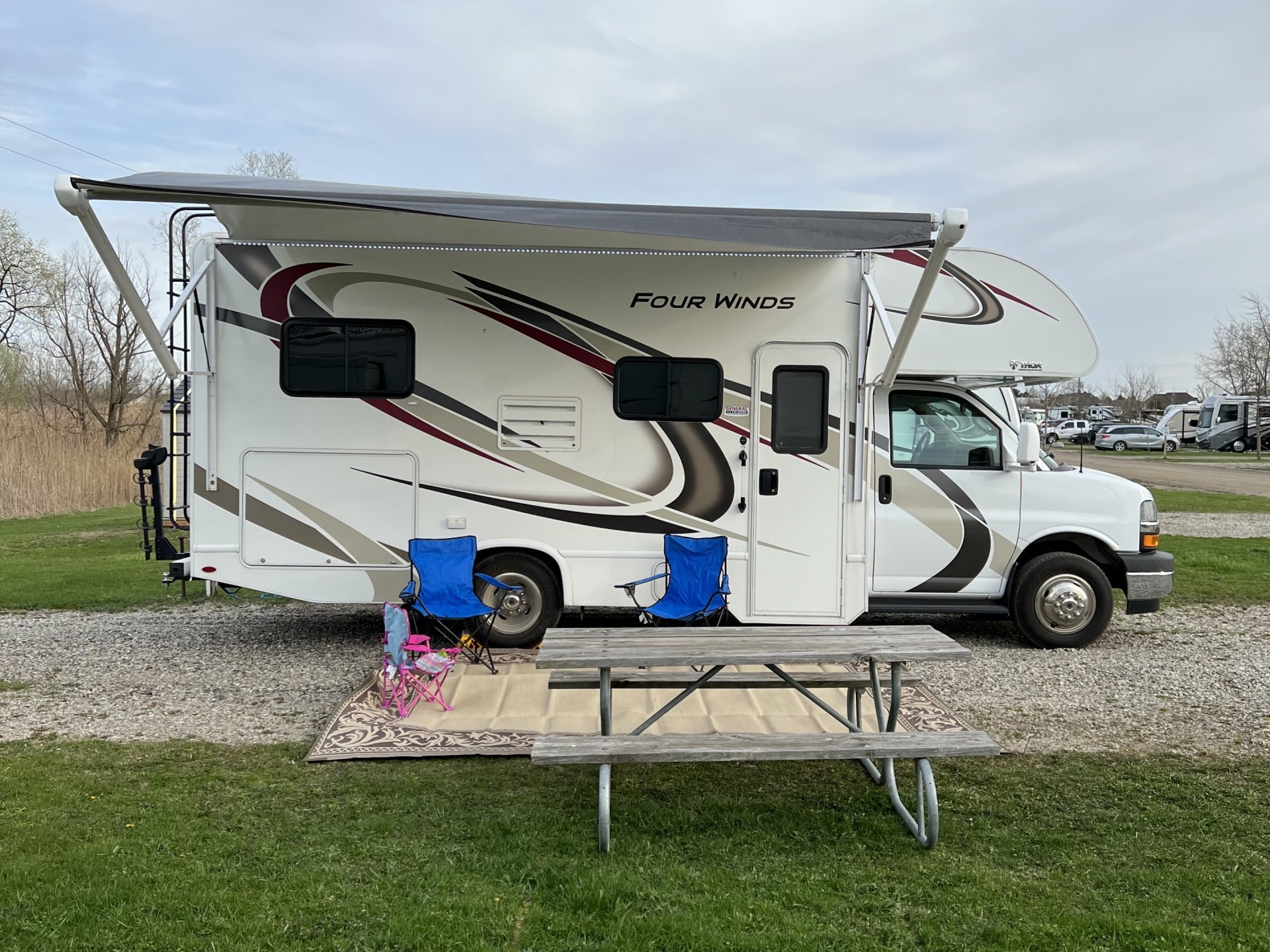 2020 THOR MOTOR COACH FOUR WINDS 22E