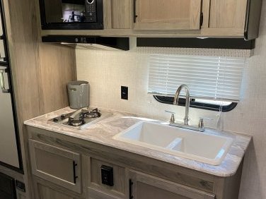 2021 GULF STREAM KINGSPORT 248BH