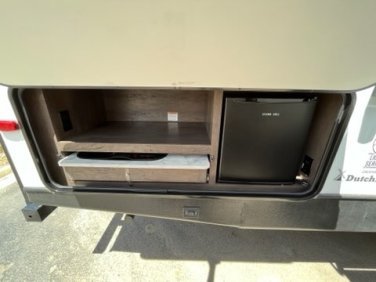 2021 Coleman Coleman Light  24BH