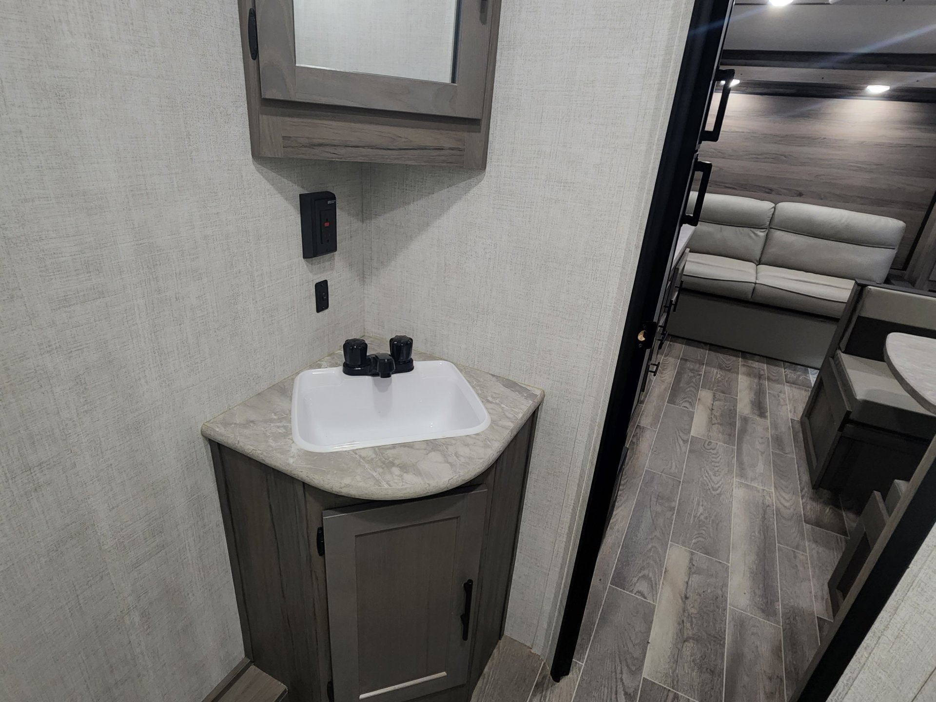 2022 GULF STREAM Ameri-LIte 197BH