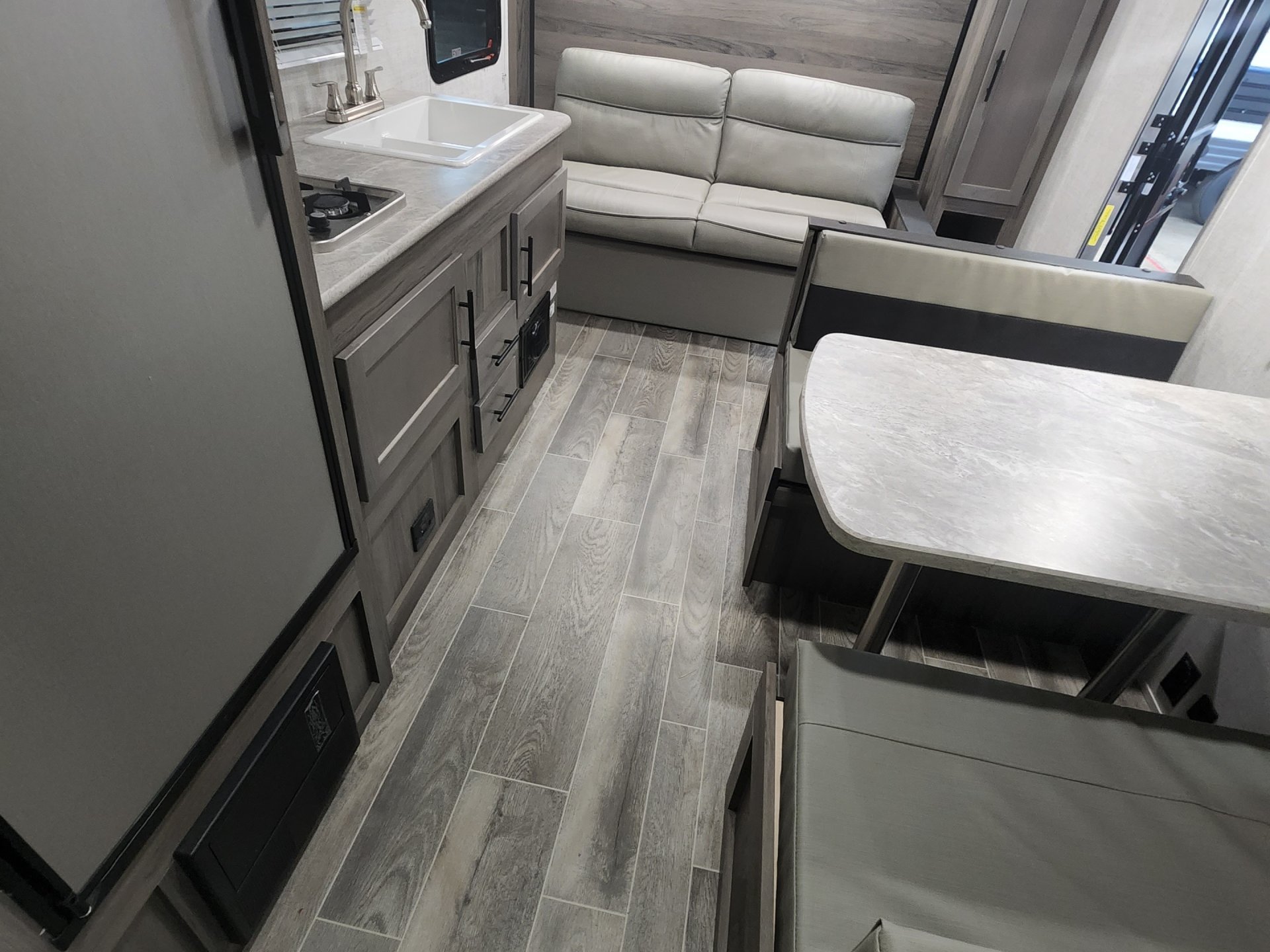 2022 GULF STREAM Ameri-LIte 197BH