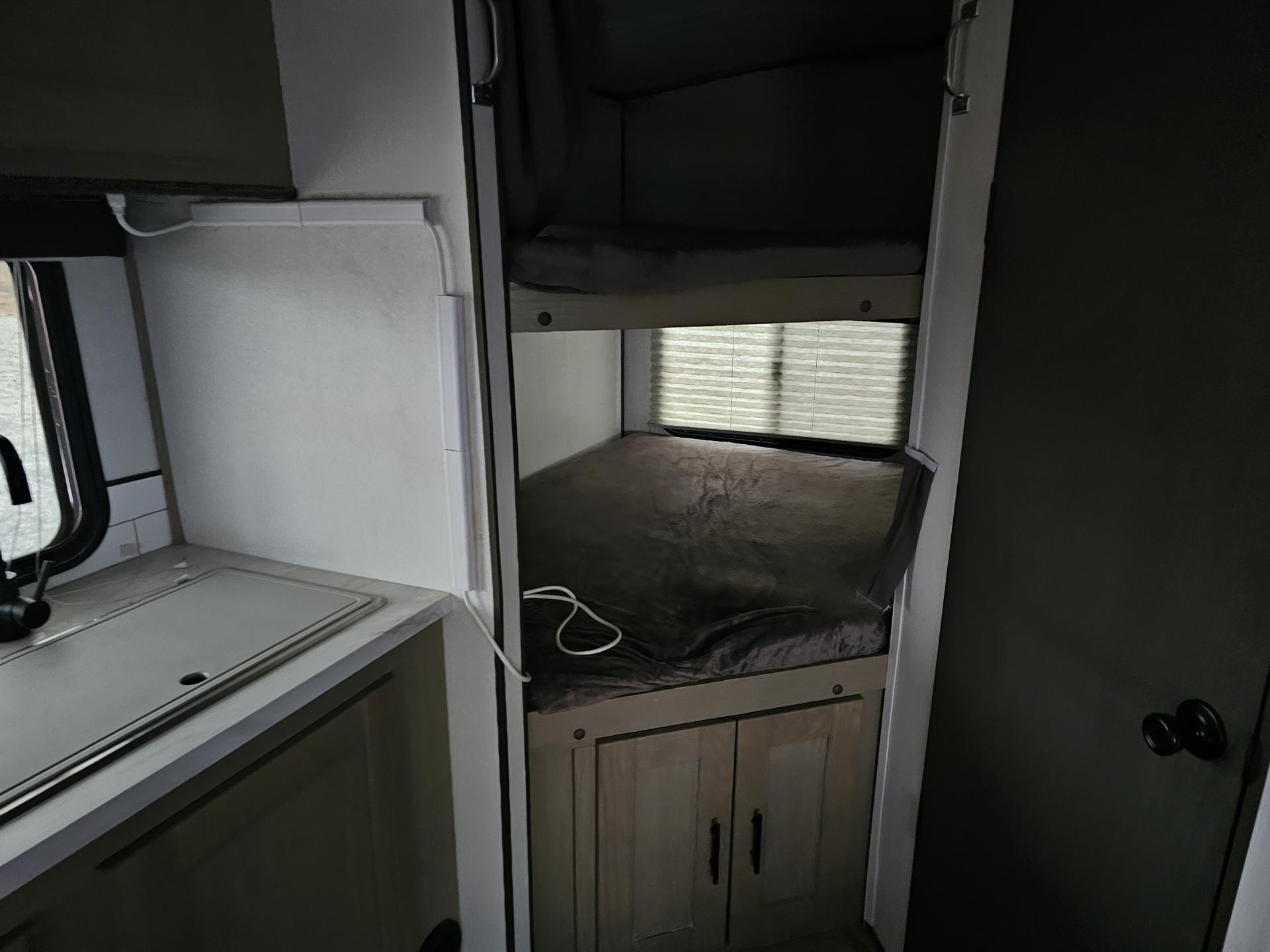 2021 CRUISER RV Shadow Cruiser 259BHS