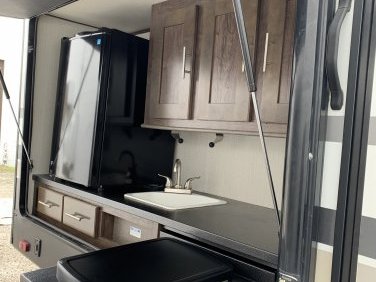 2018 Cruiser  Radiance  30DS