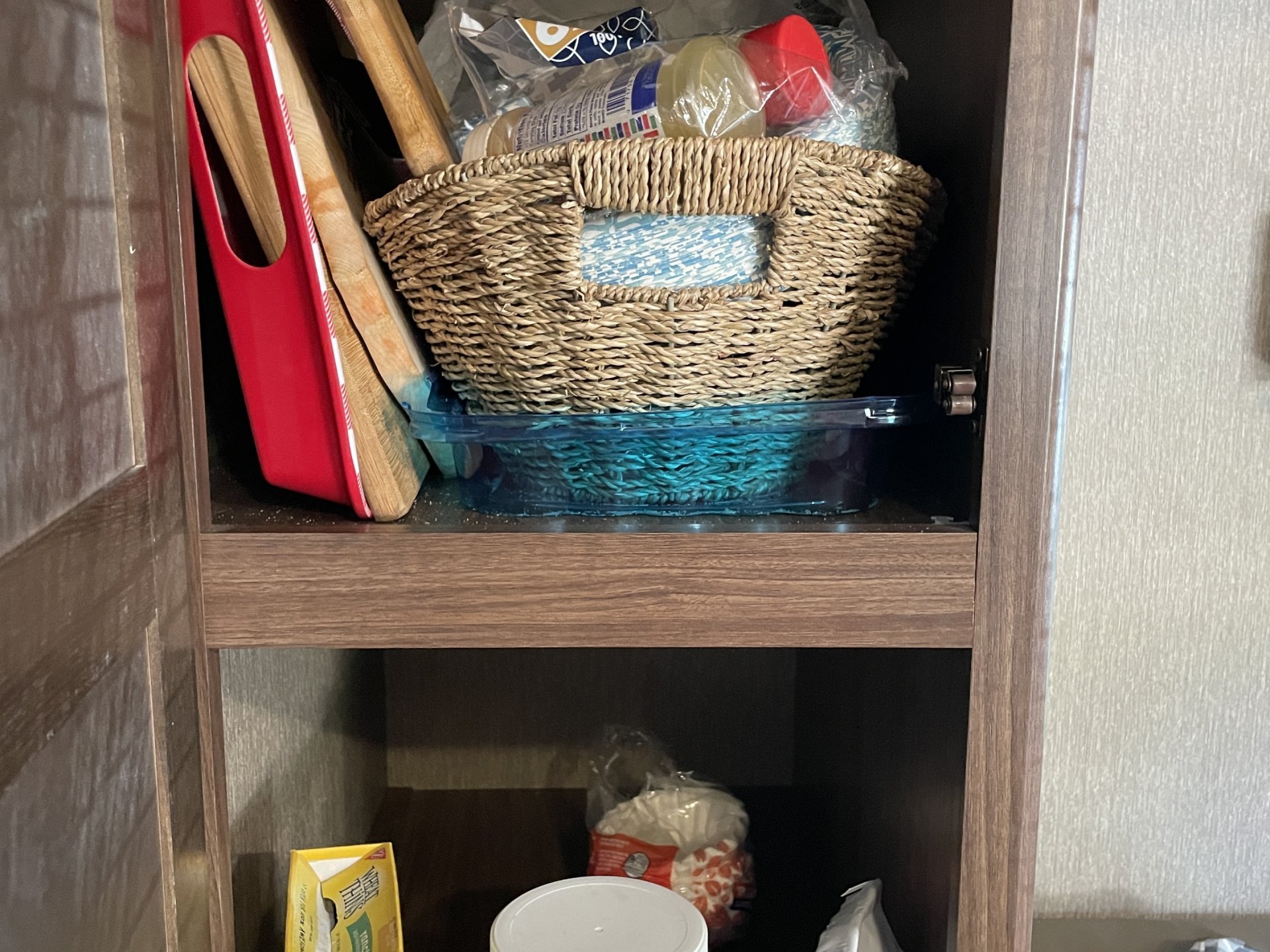 2017 DUTHMEN COLEMAN LANTERN 225QB