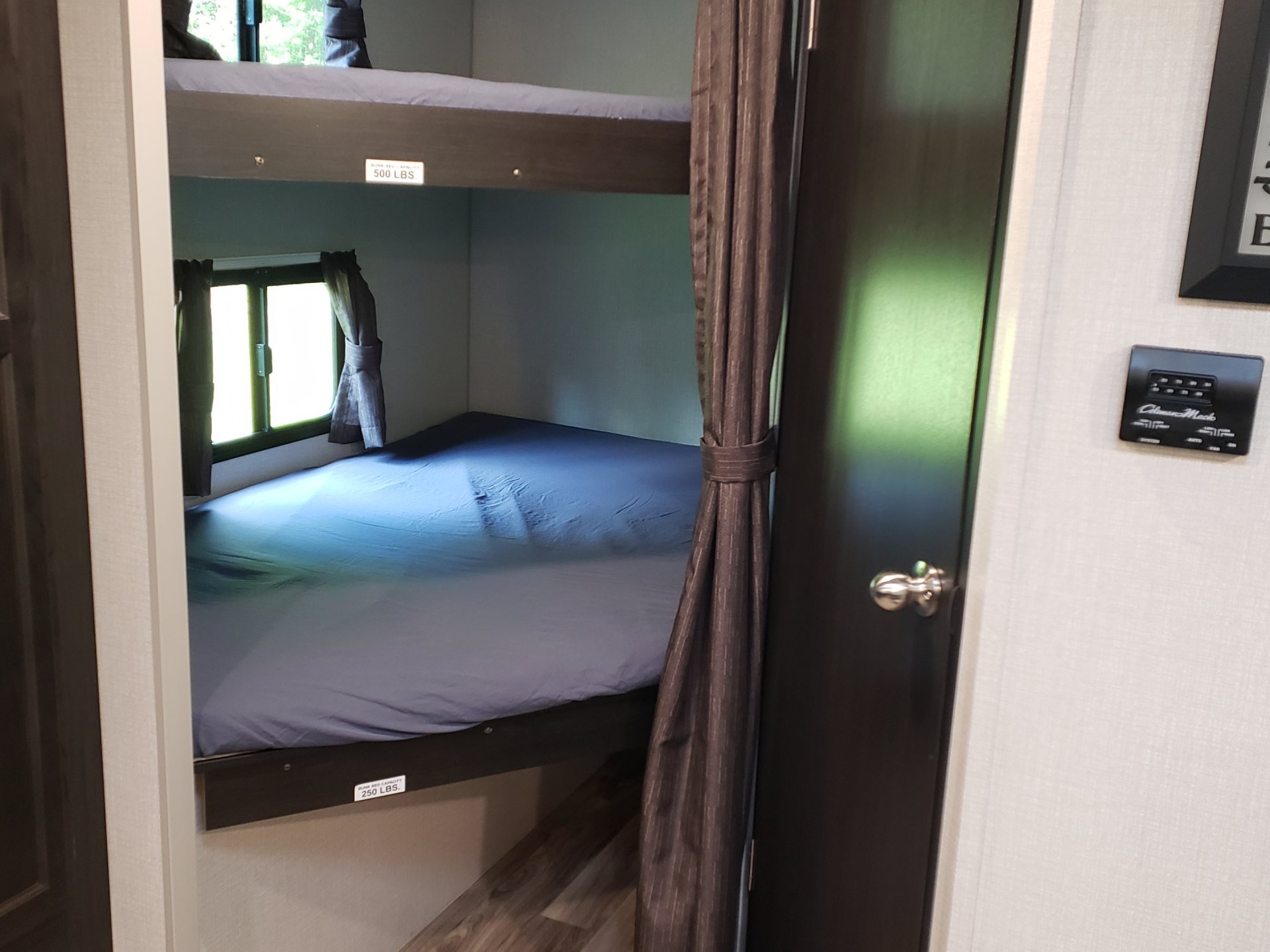 2021 VENTURE SPORTTREK ST2070VBH