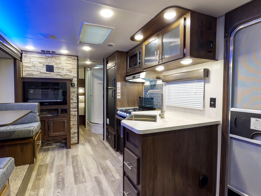 GreyWolf23MK2019wideinteriorB2F