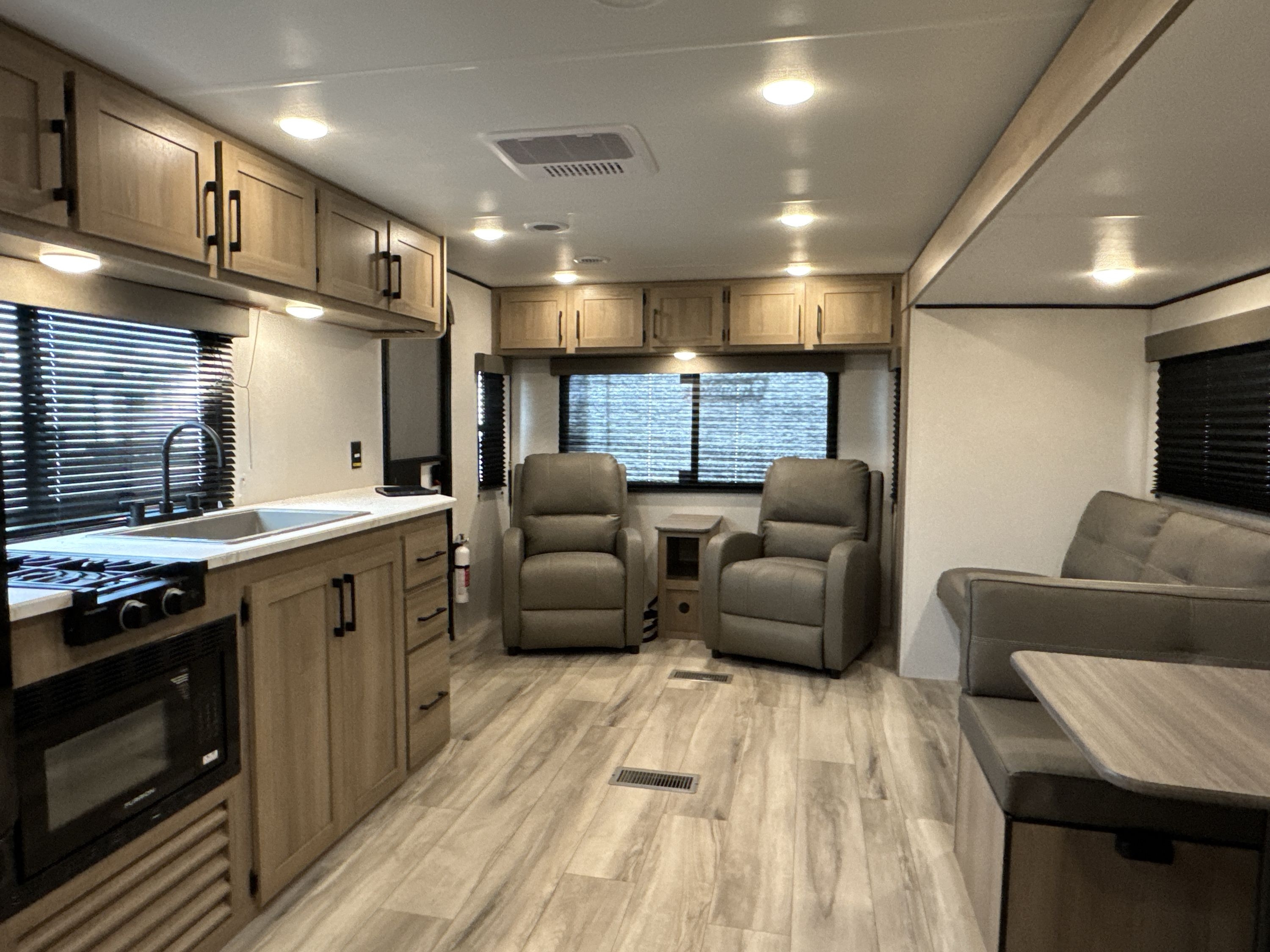 2026 Keystone Coleman 25RWE - Stock #2598822 | New River, AZ